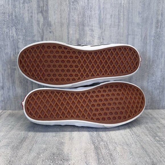 VANS Classic Slip On Shoes Black & White Checkered Youth  6 UK 5 Size - Picture 10 of 10